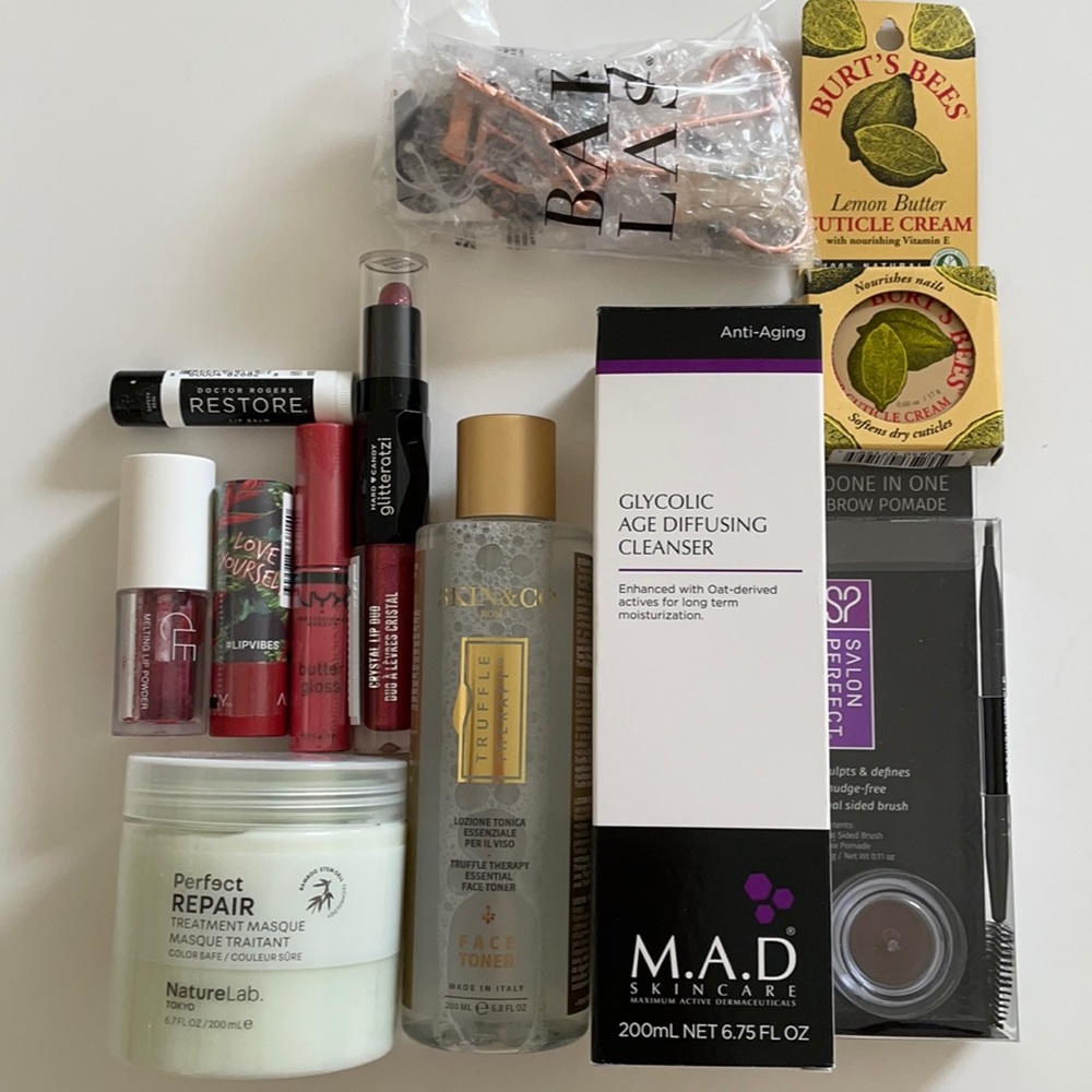Beauty Bundle - Lots of items!